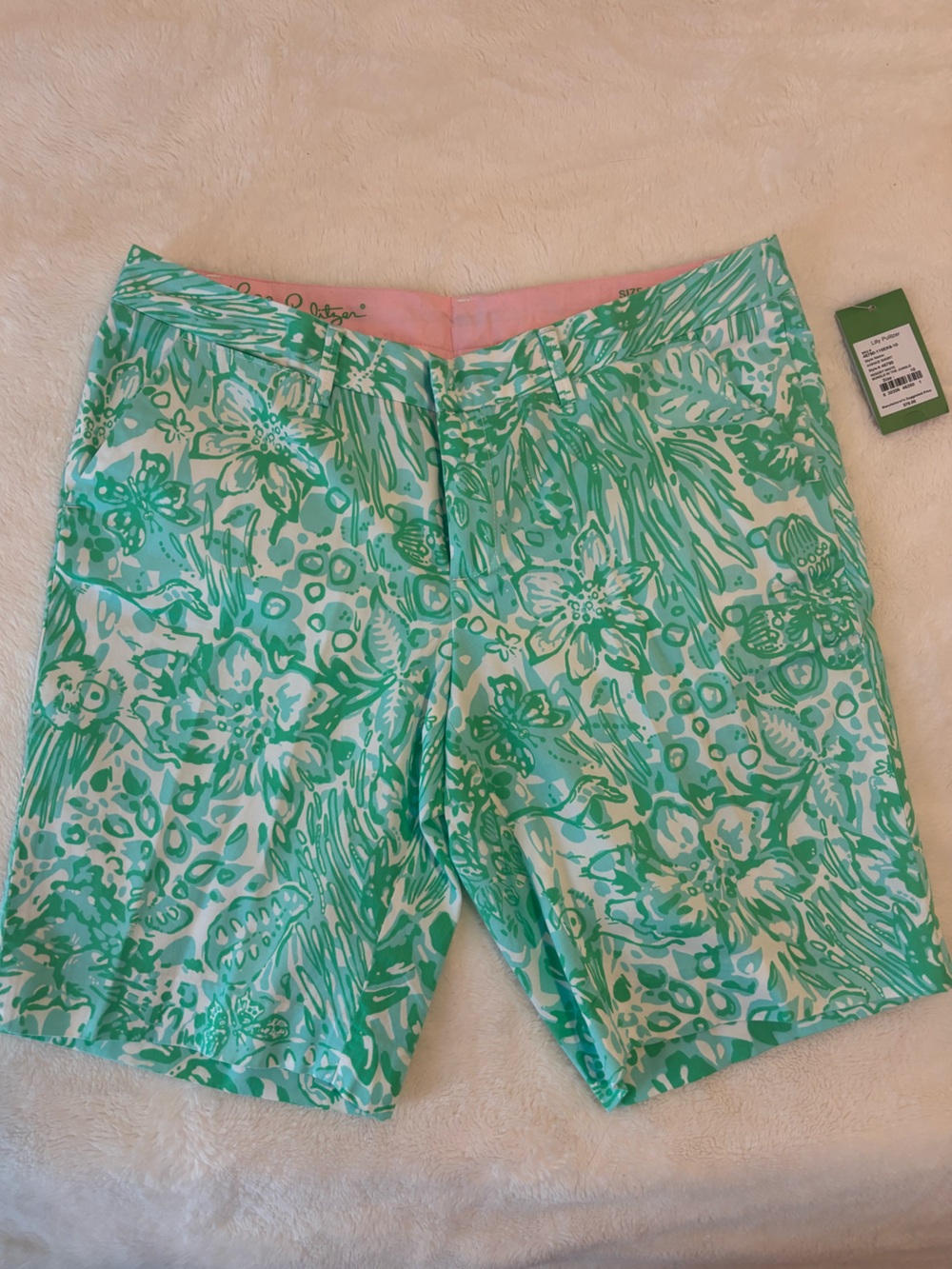 Lilly Pulitzer Green & White Floral Print Women’s Shorts